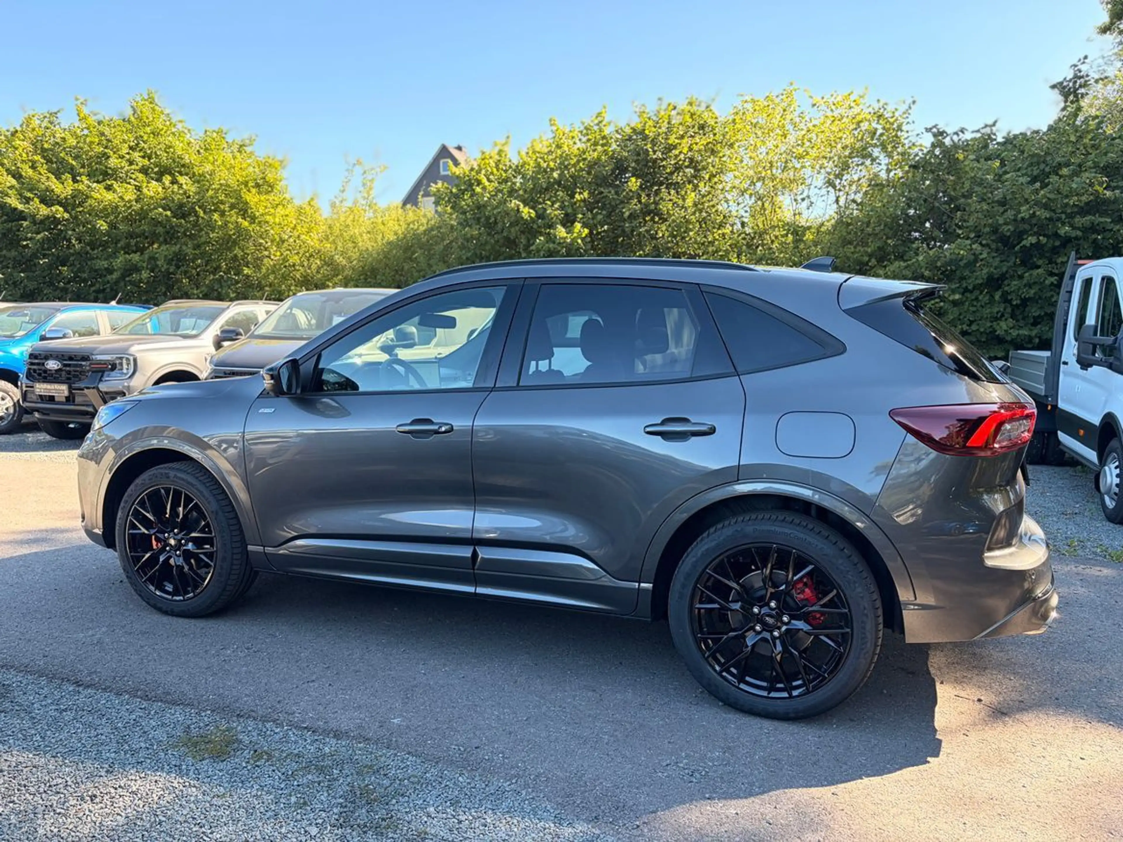 Ford Kuga 2.5 Duratec FHEV ST-Line X+AHK+Panorama — photo 10