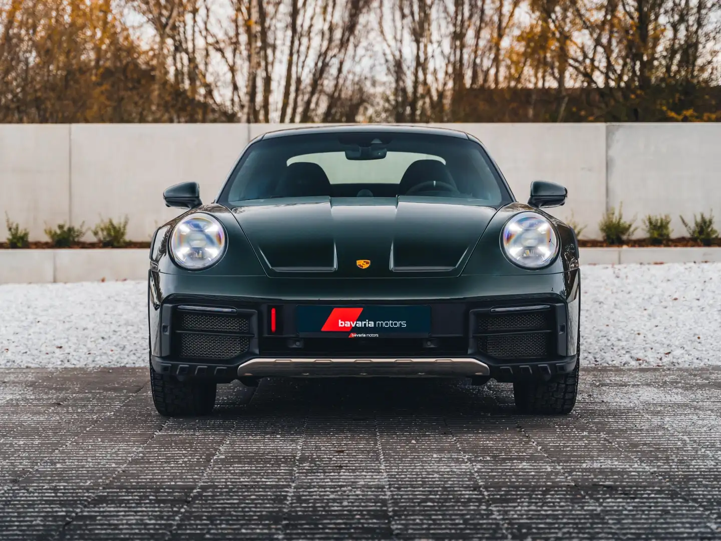 Porsche 992 Dakar / PTS Brewster Green / Bucket Seats / 20" Groen - 2