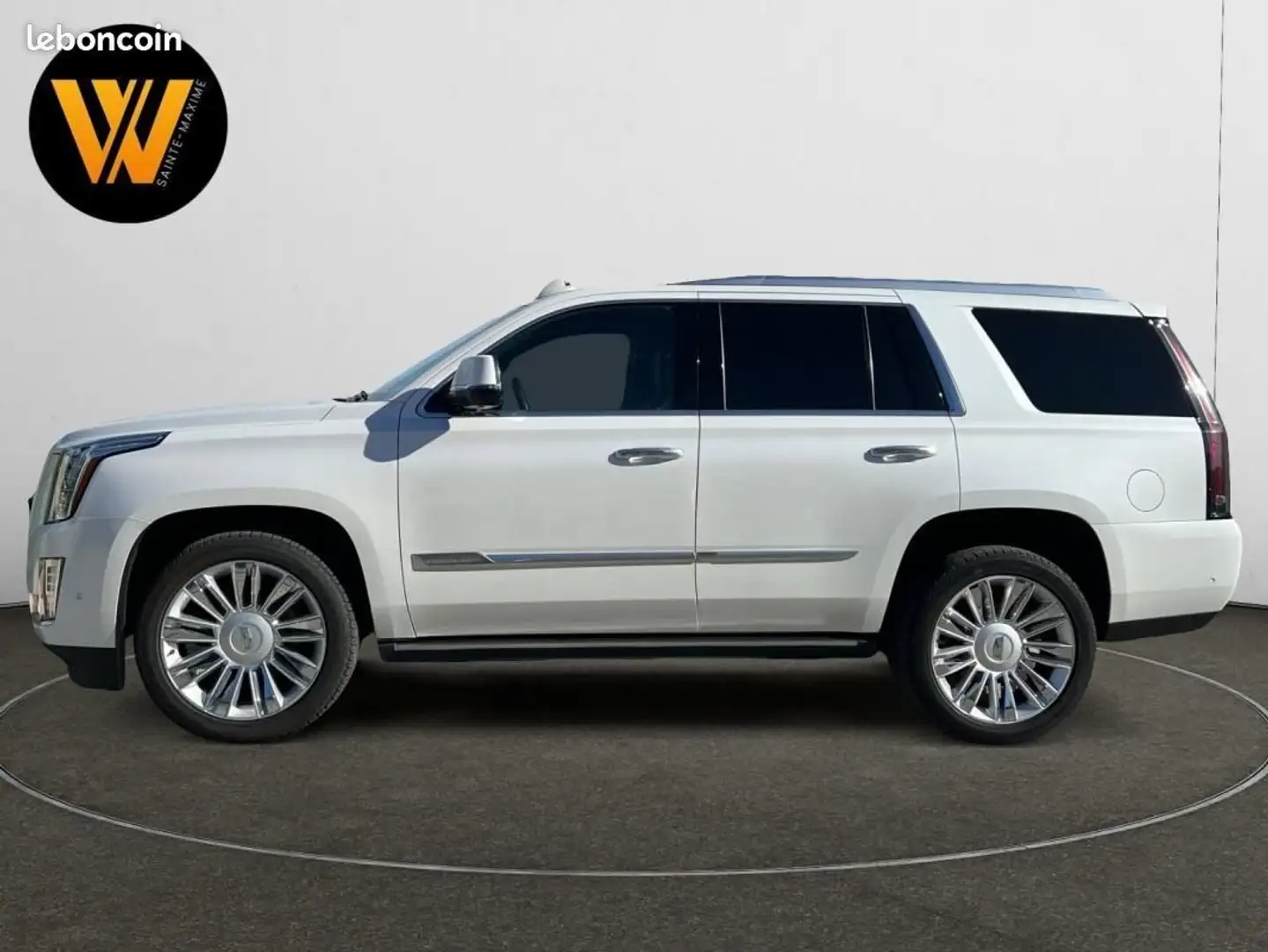 Cadillac Escalade 6.2 425ch V8 PLATINUM Flexfuel d'origine 2ème main Full options suivi à jour ... Blanc - 2
