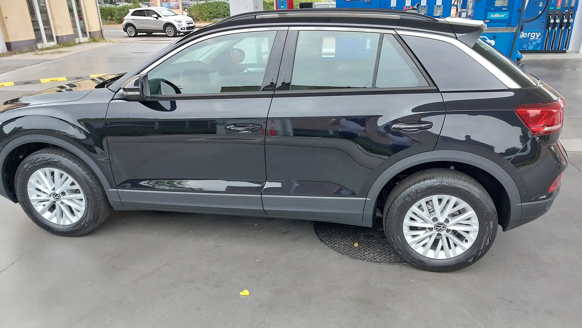 Volkswagen T-Roc T-Roc 1.0 TSI OPF Life Zwart - 2