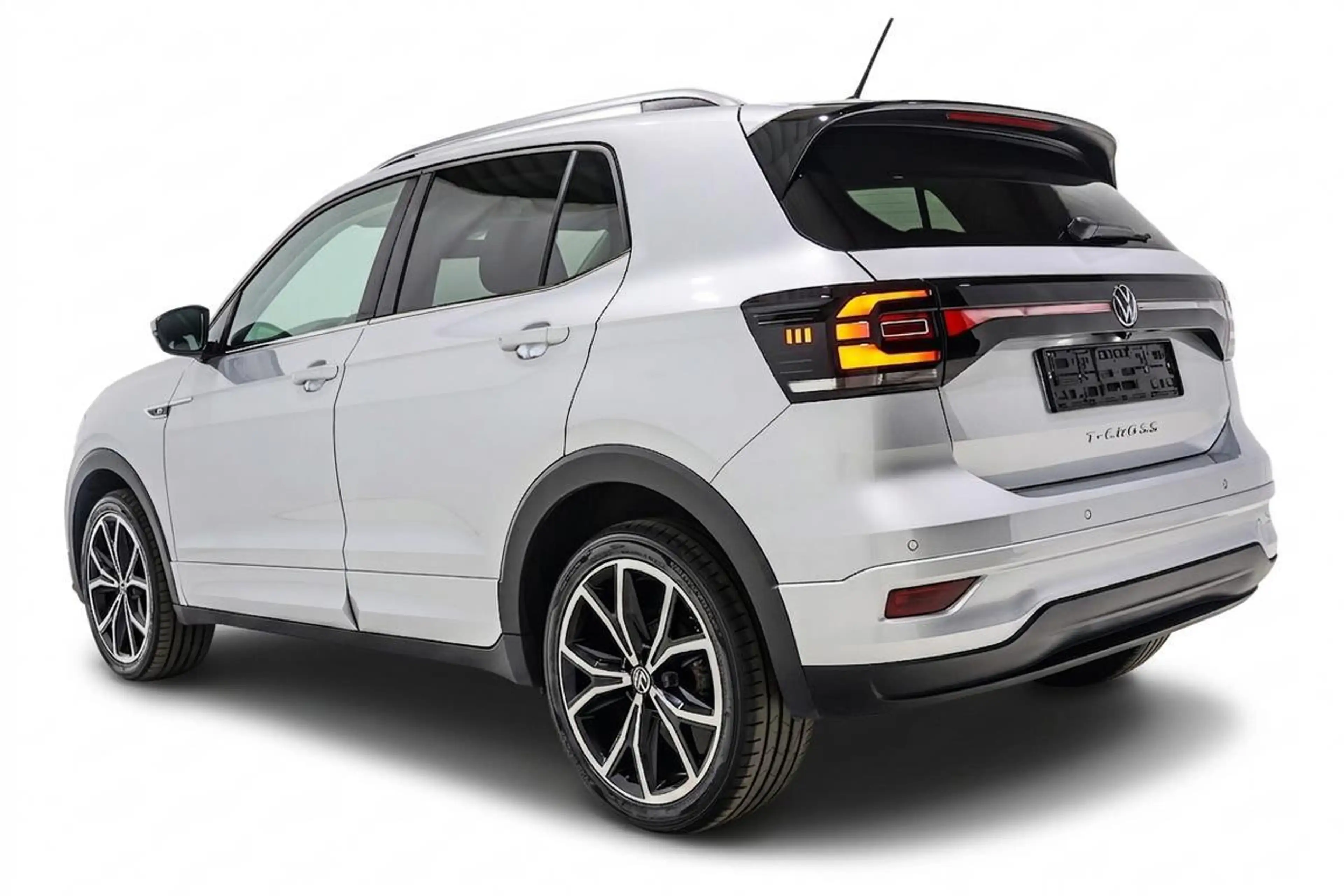 Volkswagen T-Cross 1.0 TSI 110 R-LINE LED ACC GPS CAMERA JA18 — photo 4