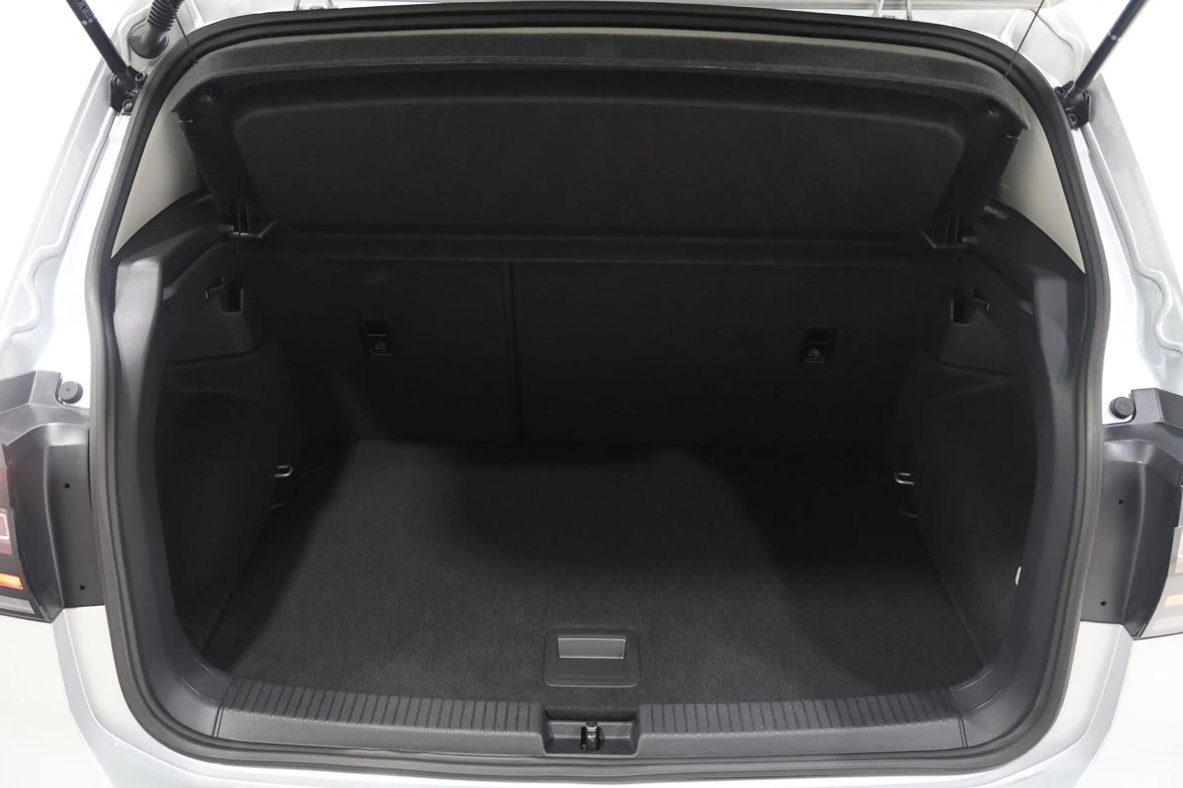 Volkswagen T-Cross 1.0 TSI 110 R-LINE LED ACC GPS CAMERA JA18 — photo 14
