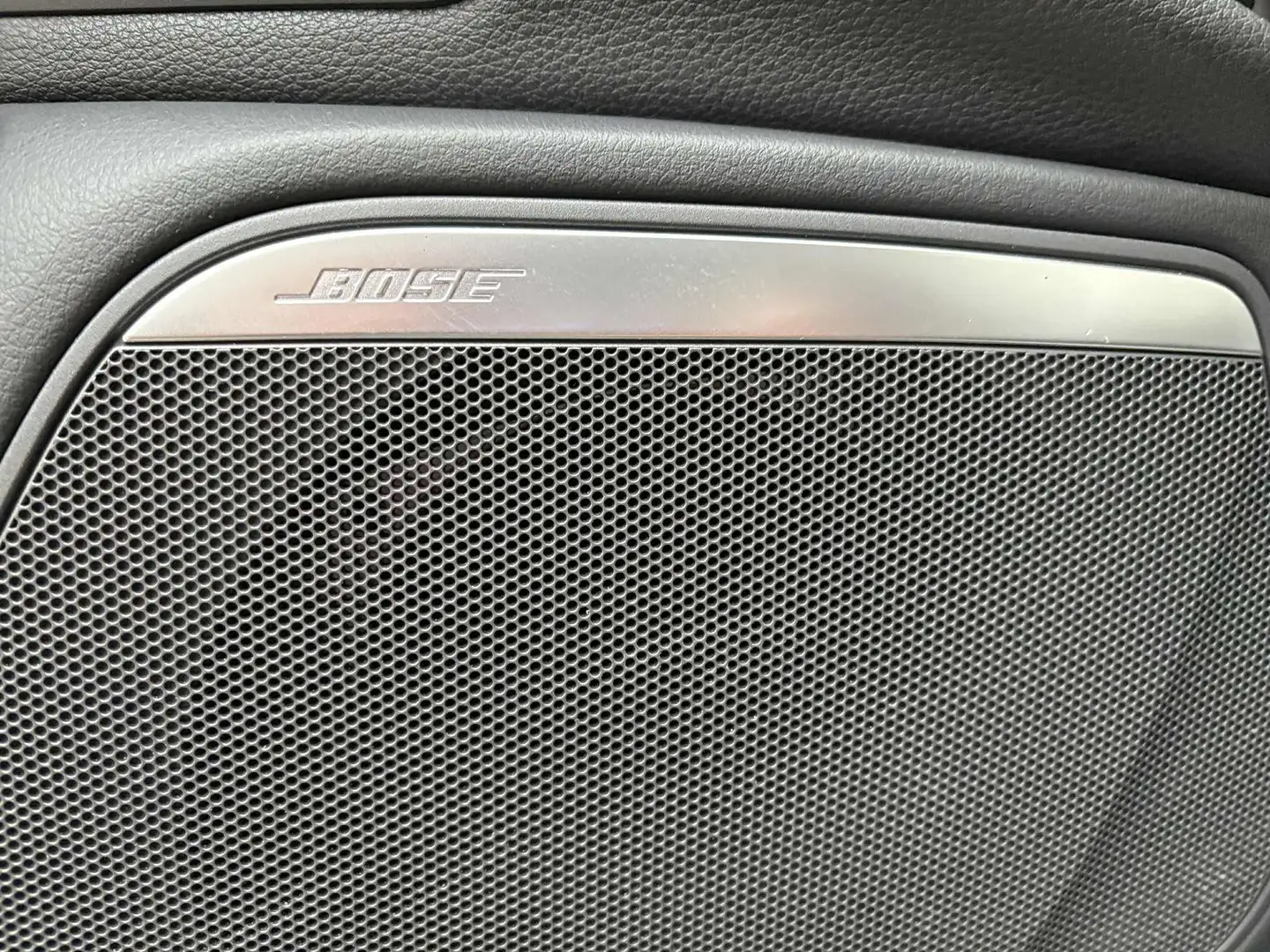 Audi A6 Avant 2.0 TDI ultra S tronic - 2