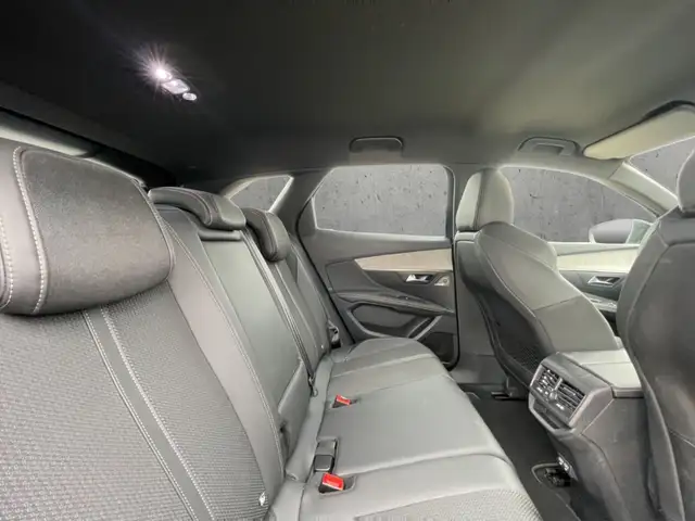 Peugeot 3008 view 14