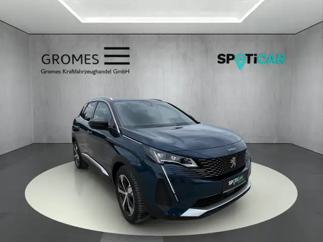 Peugeot 3008 main image