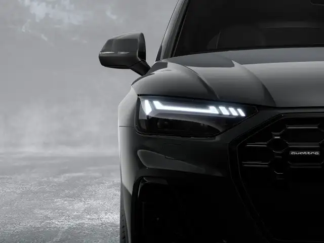 Audi Q5 view 7