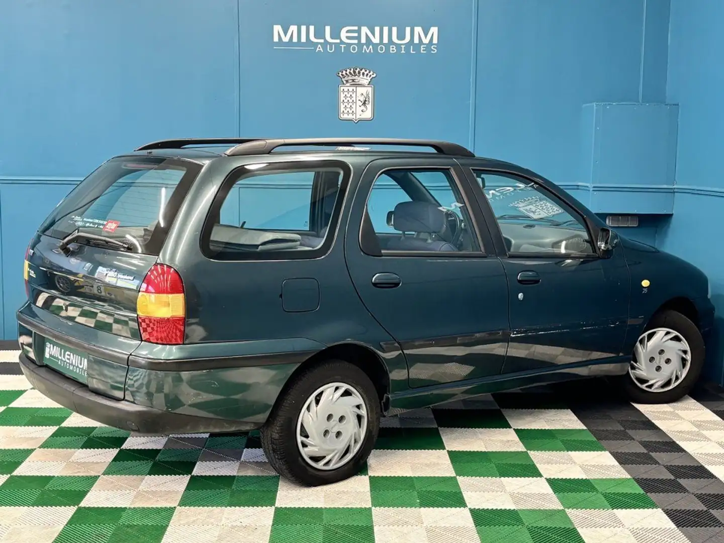 Fiat Palio WEEKEND 75 PREMIÈRE MAIN Grün - 2