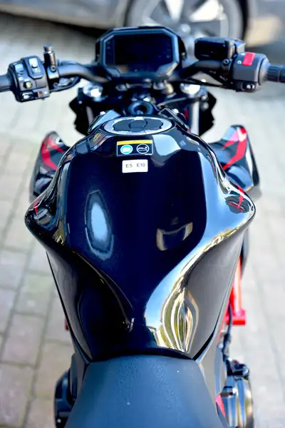 Kawasaki Z 650 - foto 7