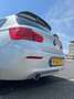 BMW 118 BMW 118i Cent High Executive | RWD | M-pakket Zilver - thumbnail 2