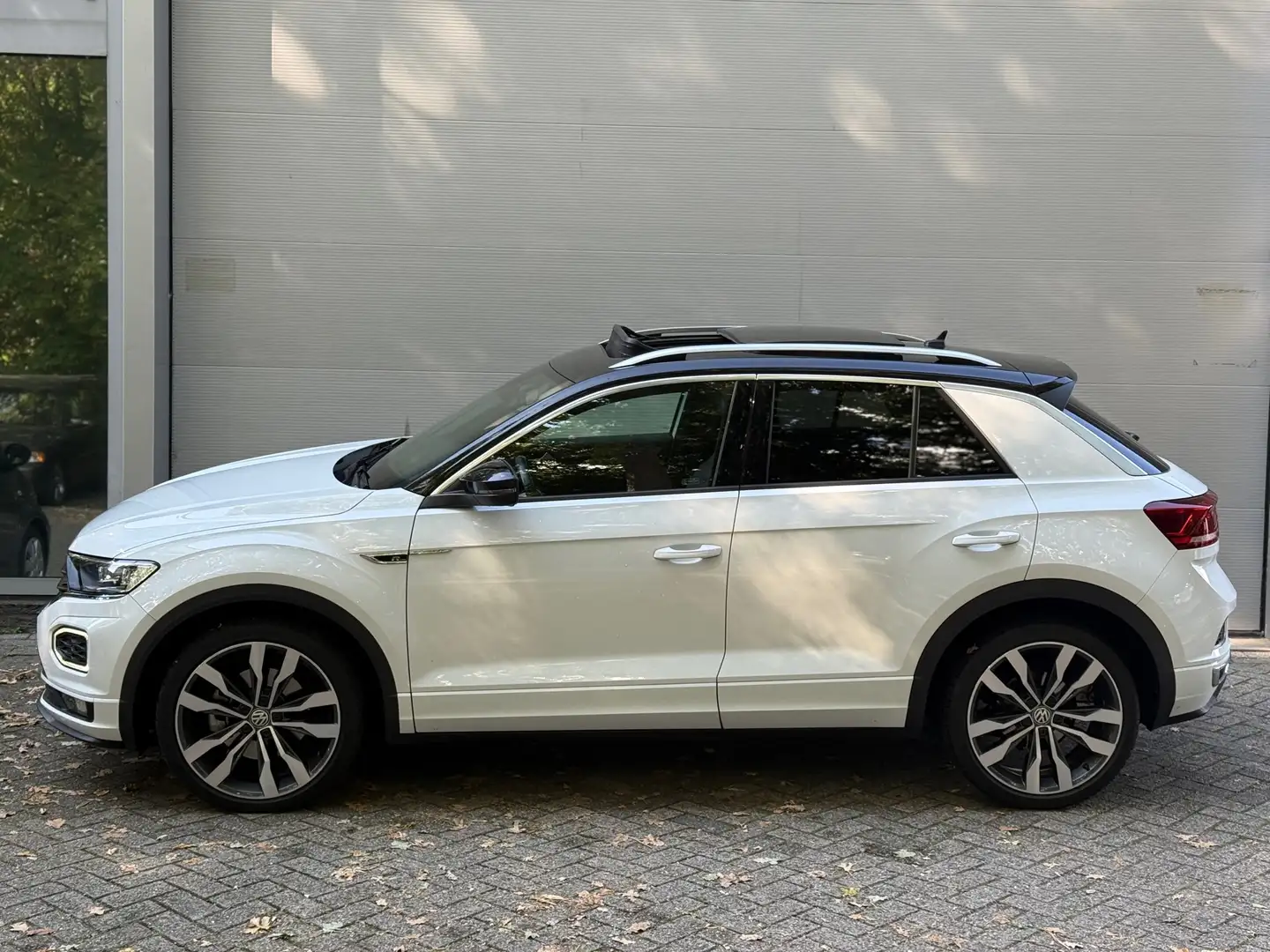 Volkswagen T-Roc 1.5 TSI Sport R-Line l Pano l Virtual l Climate l Blanc - 2