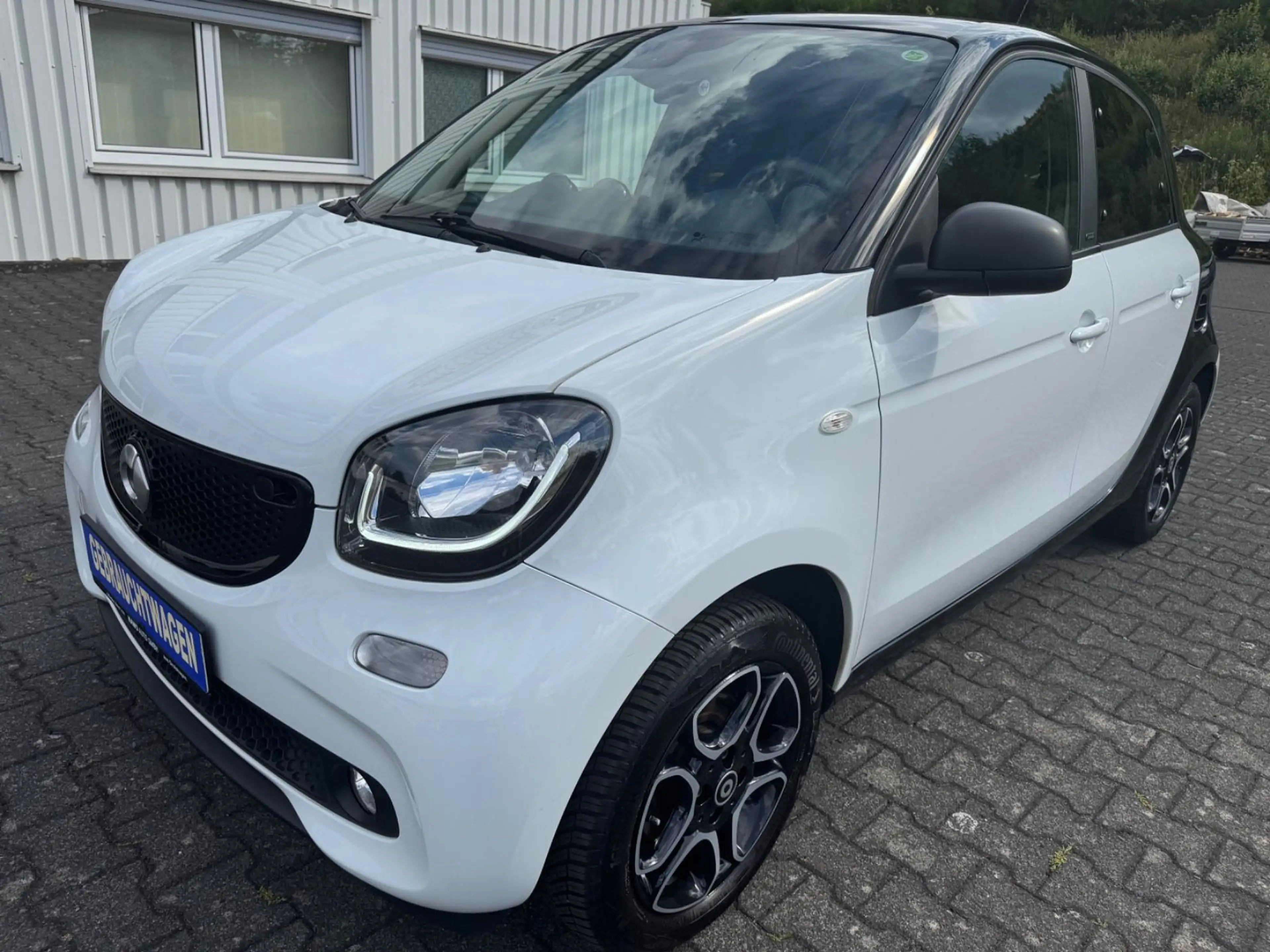 smart forFour 1,0-Klima-PDC-Sitzheizung-Alu-Tüv neu — photo 3