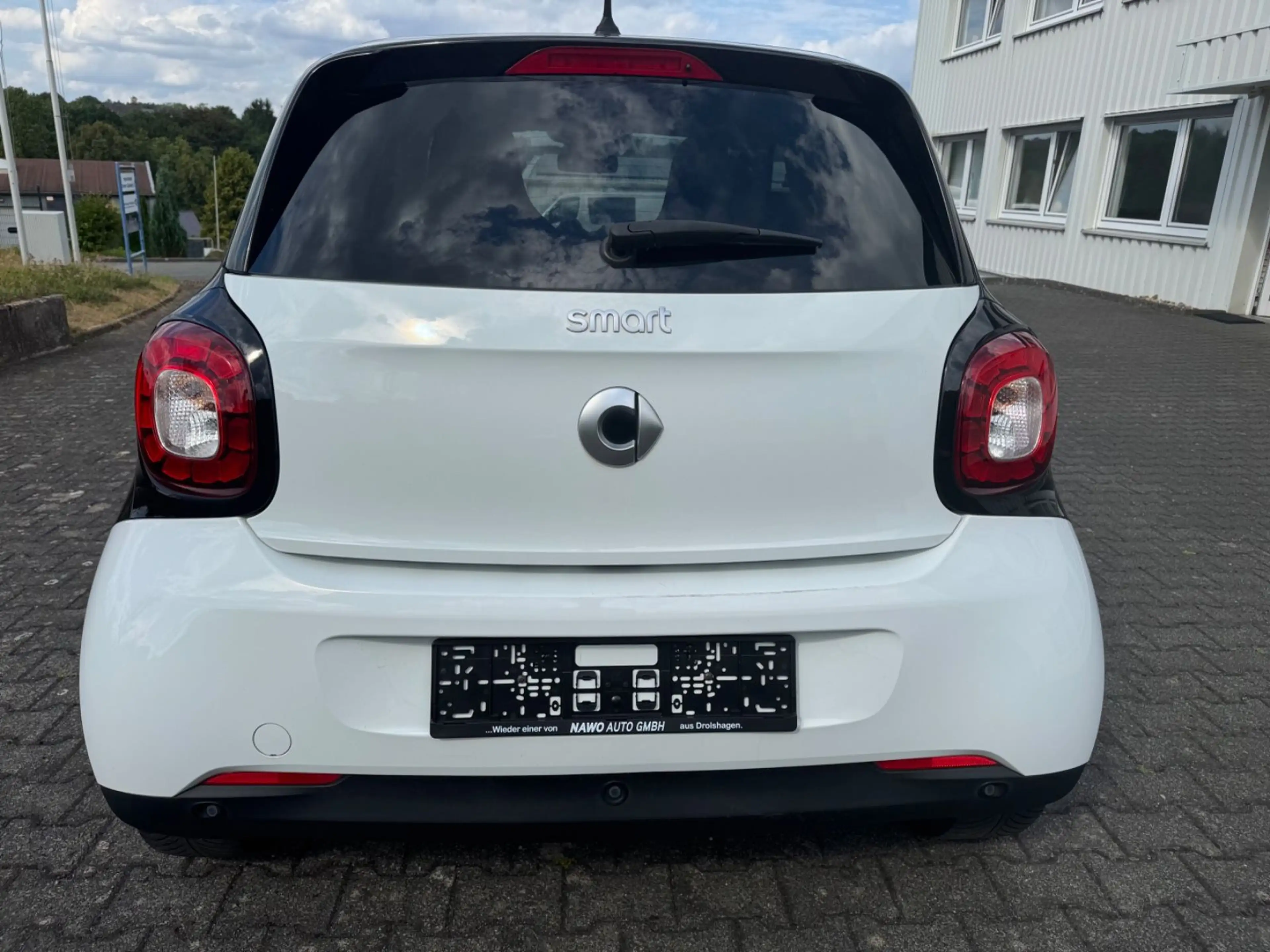 smart forFour 1,0-Klima-PDC-Sitzheizung-Alu-Tüv neu — photo 9