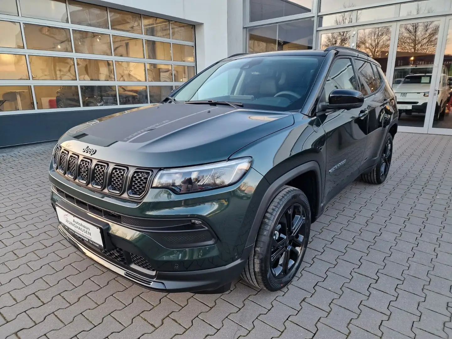 Jeep Compass e-Hybrid MY25 NorthStar PANO*CarPlay*LED Verde - 1