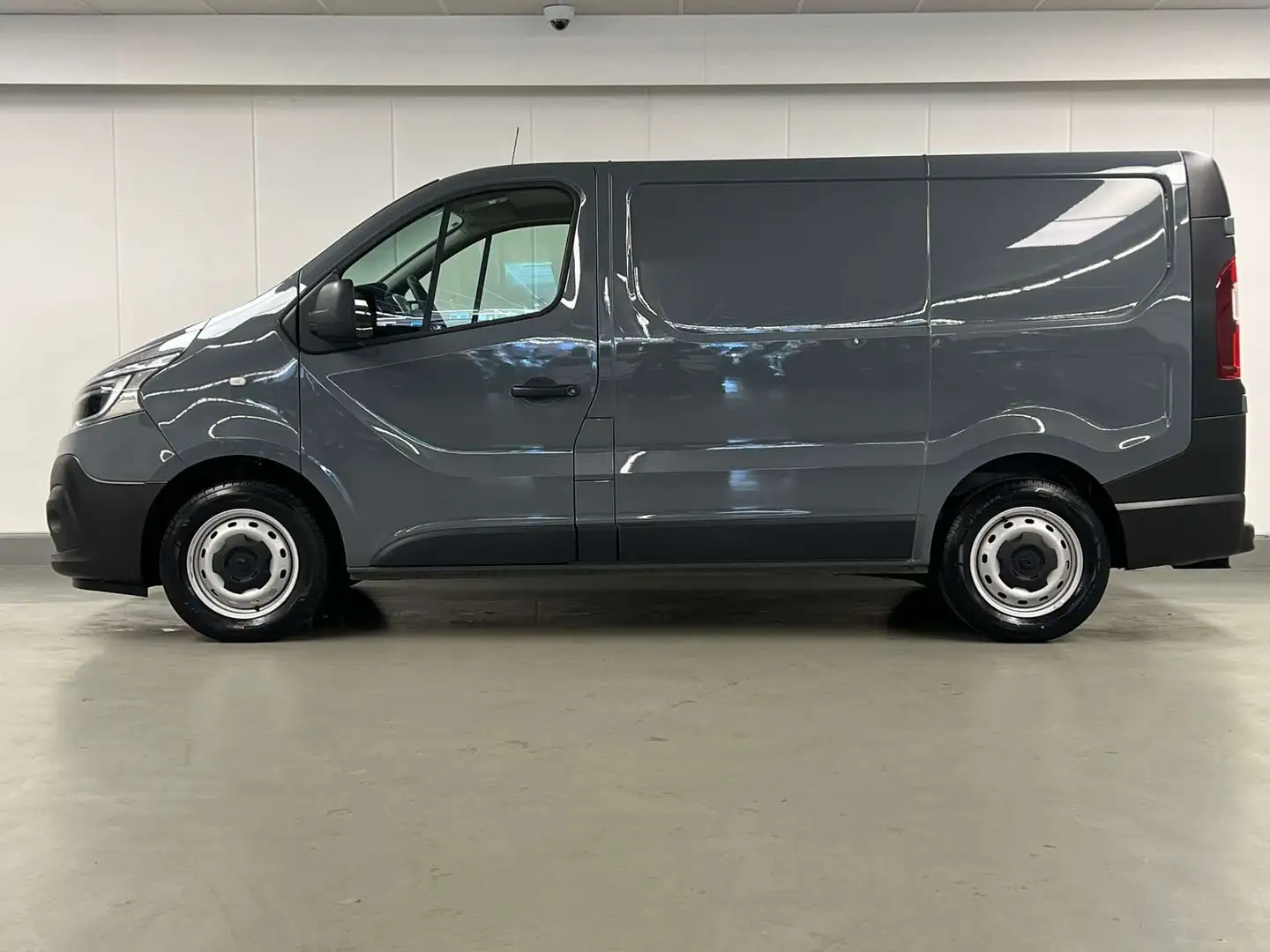 Renault Trafic 2.0 DCI 120CV 3 PLACES - TVA UTILITAIRE - GPS CLIM Gris - 2