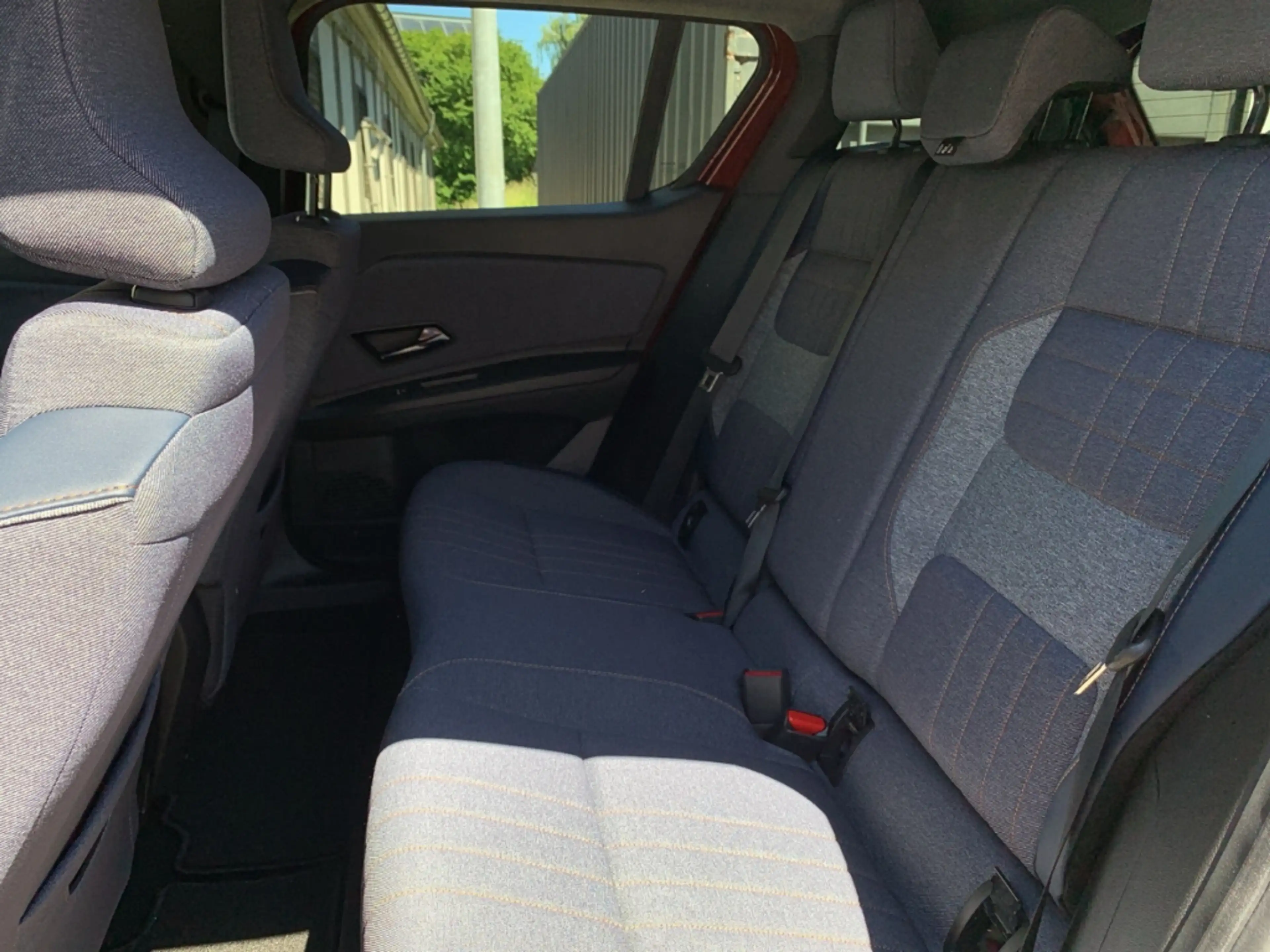 Renault R 4 E-TECH TECHNO 150 COMFORT RANGE E-FA RDERUNG E-FÖR — photo 12