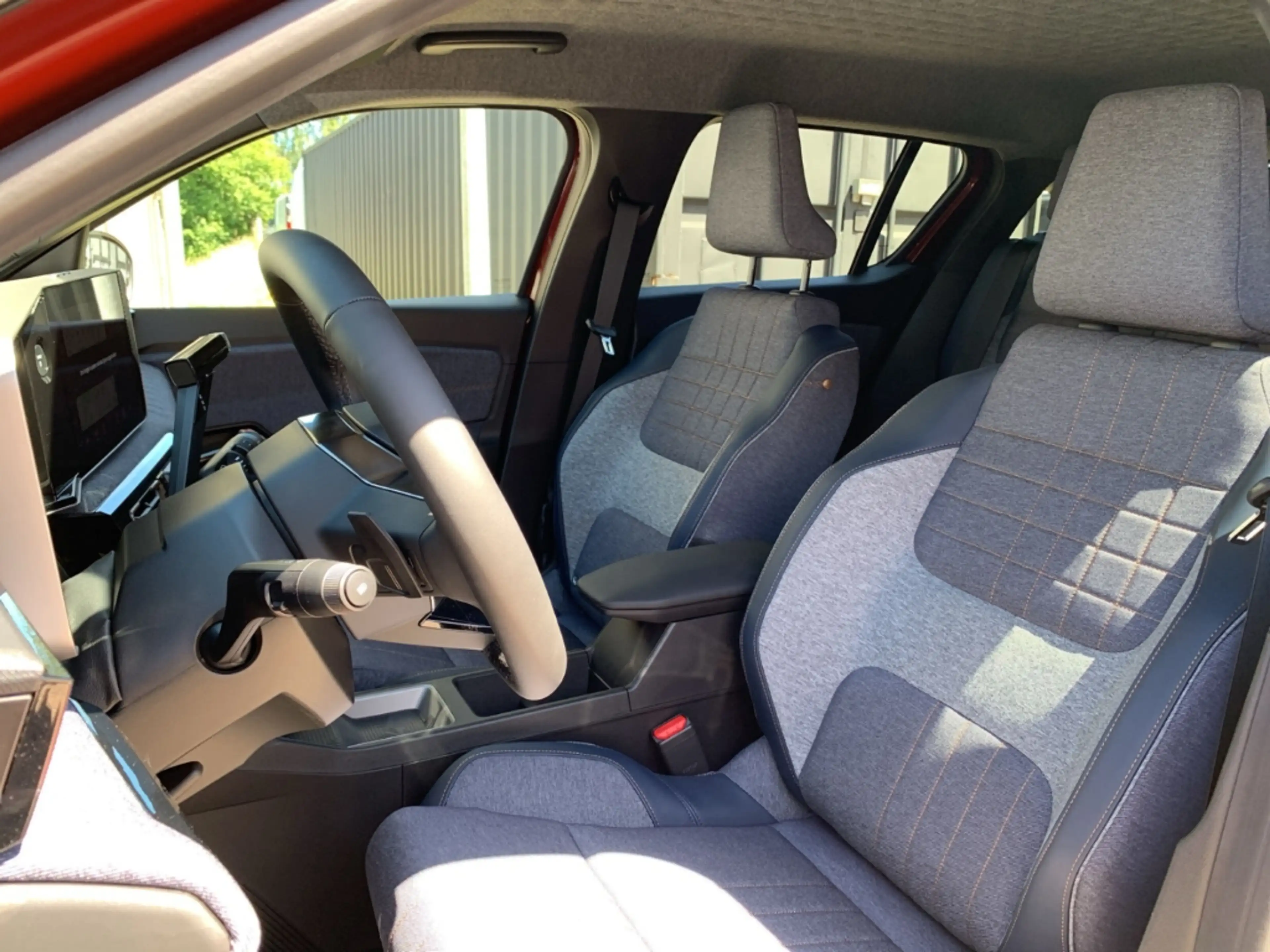 Renault R 4 E-TECH TECHNO 150 COMFORT RANGE E-FA RDERUNG E-FÖR — photo 10