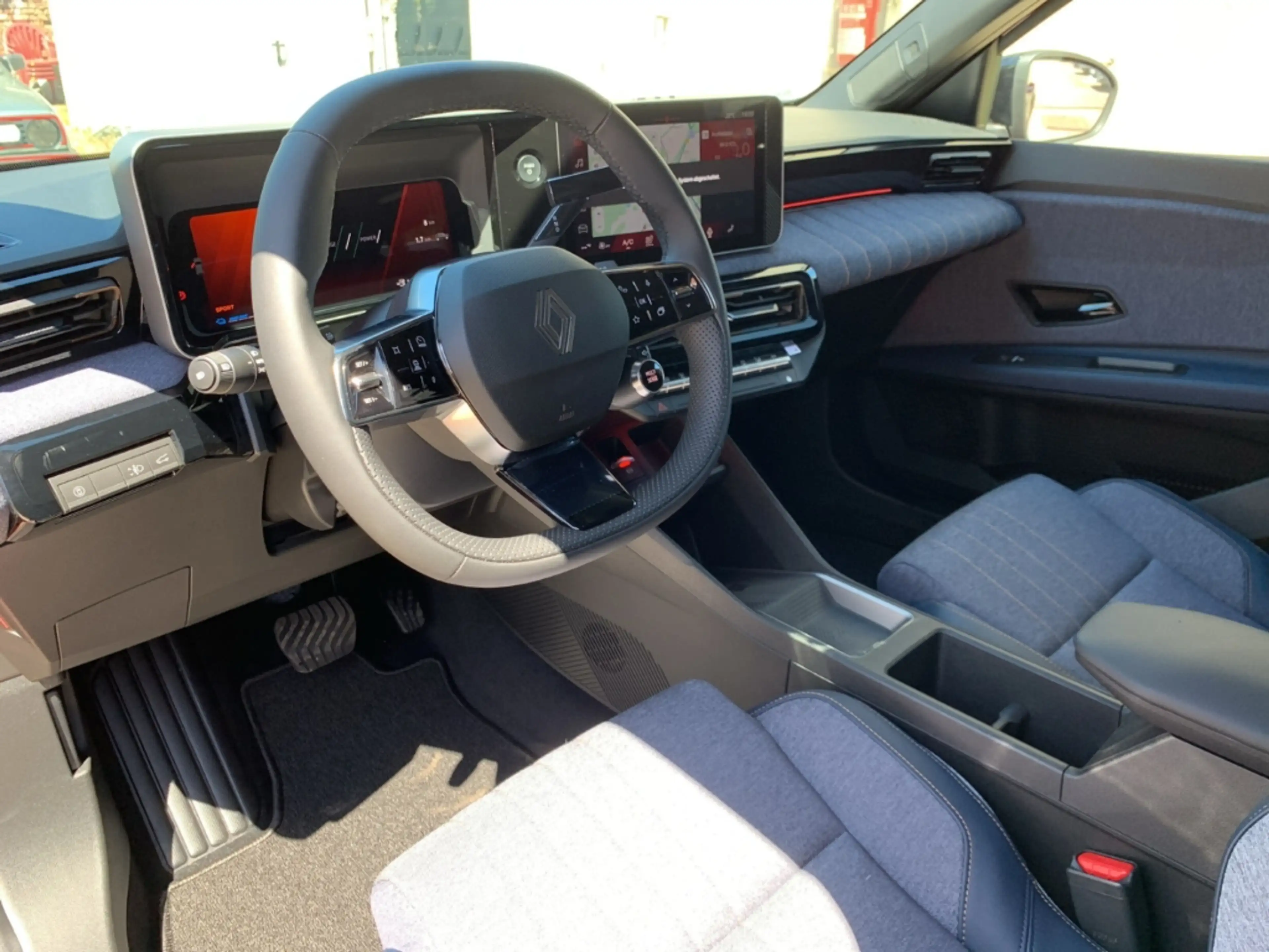 Renault R 4 E-TECH TECHNO 150 COMFORT RANGE E-FA RDERUNG E-FÖR — photo 11