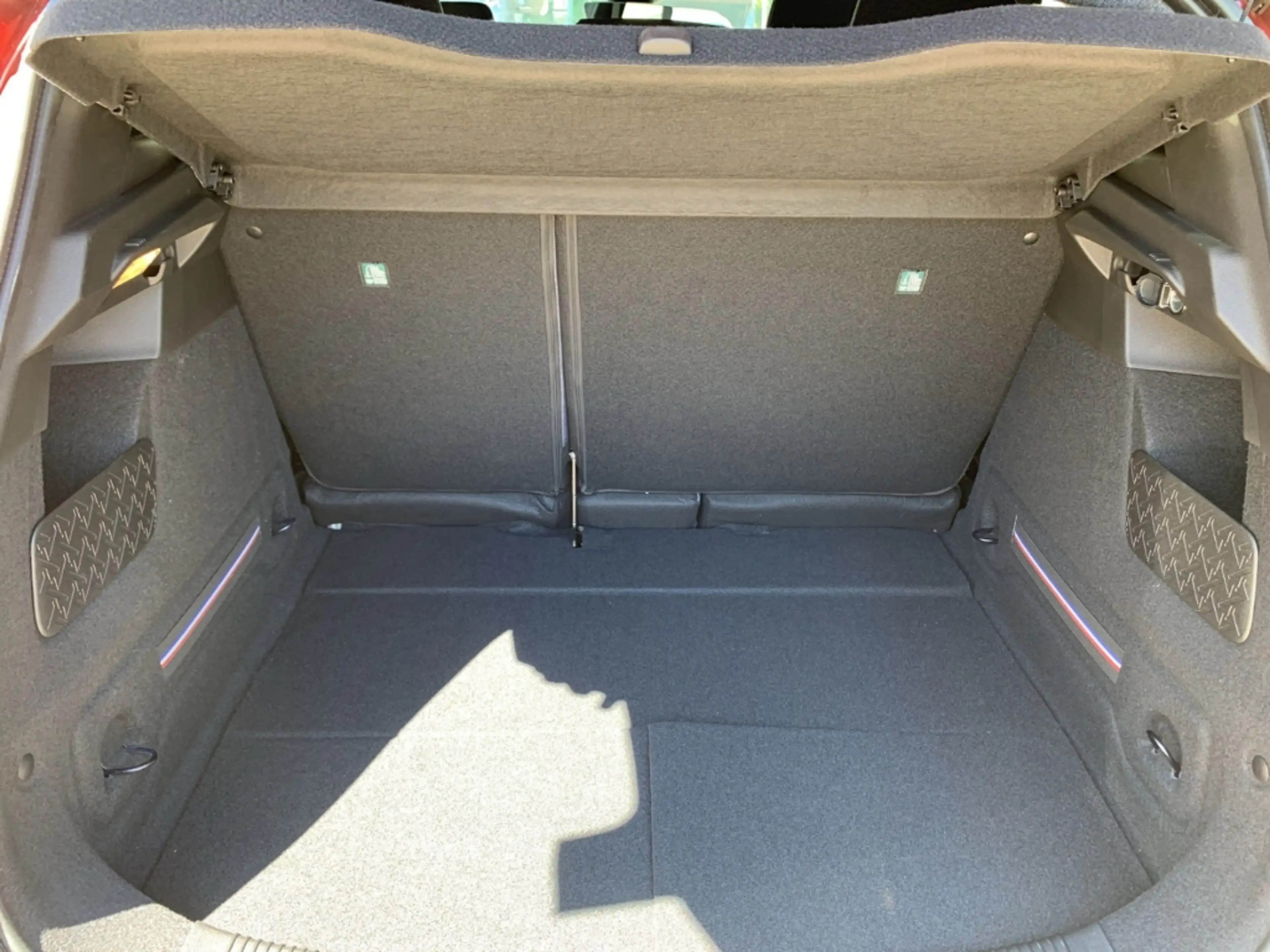 Renault R 4 E-TECH TECHNO 150 COMFORT RANGE E-FA RDERUNG E-FÖR — photo 13