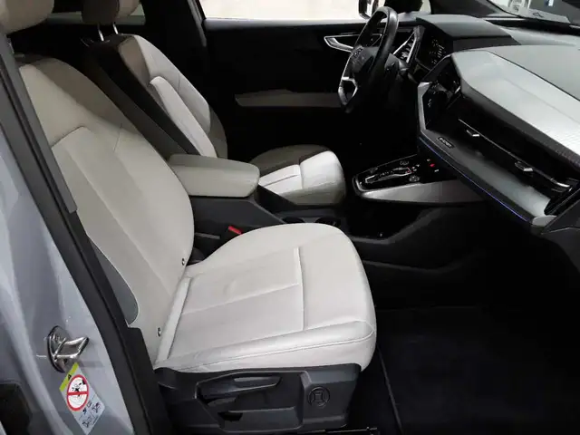 Audi Q4 E-Tron view 8