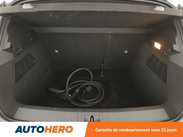 Renault Megane E-Tech view 17