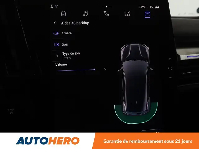 Renault Megane E-Tech view 29