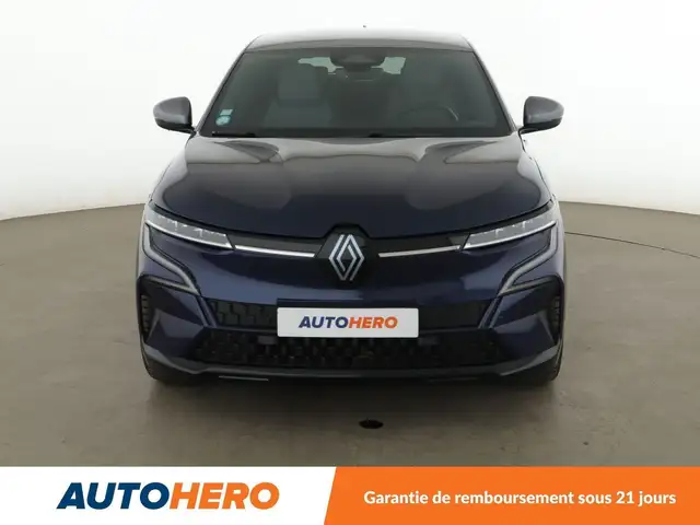 Renault Megane E-Tech view 9
