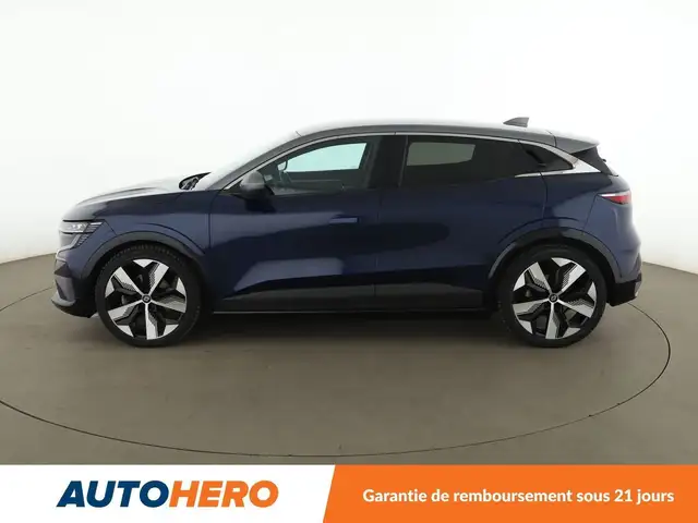 Renault Megane E-Tech view 3