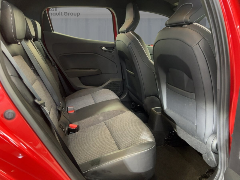 Renault Clio INTENS TCe 90 Apple CarPlay PDC KLIMA BT ABS — photo 9