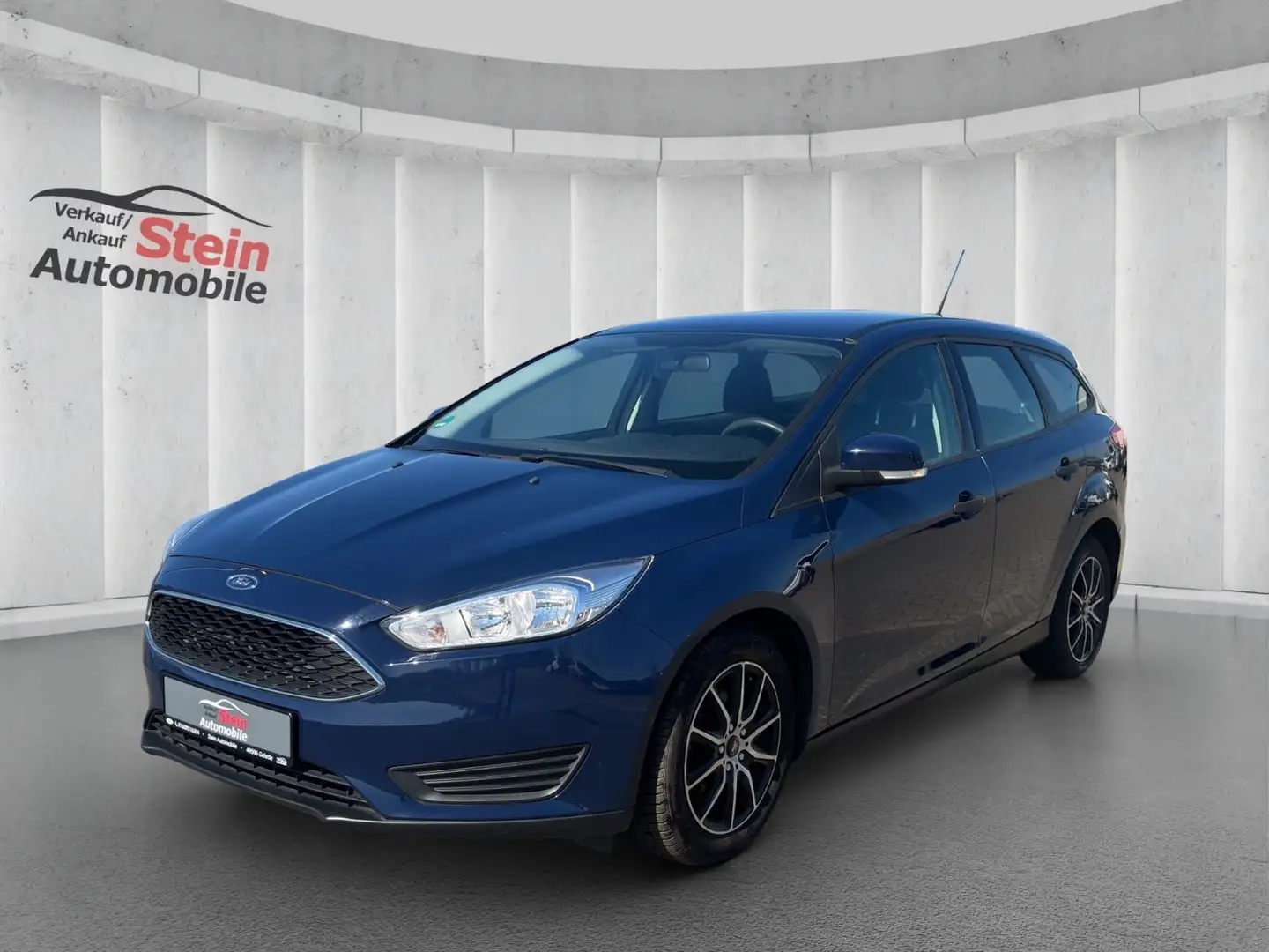 Ford Focus Turnier Ambiente Blau - 1