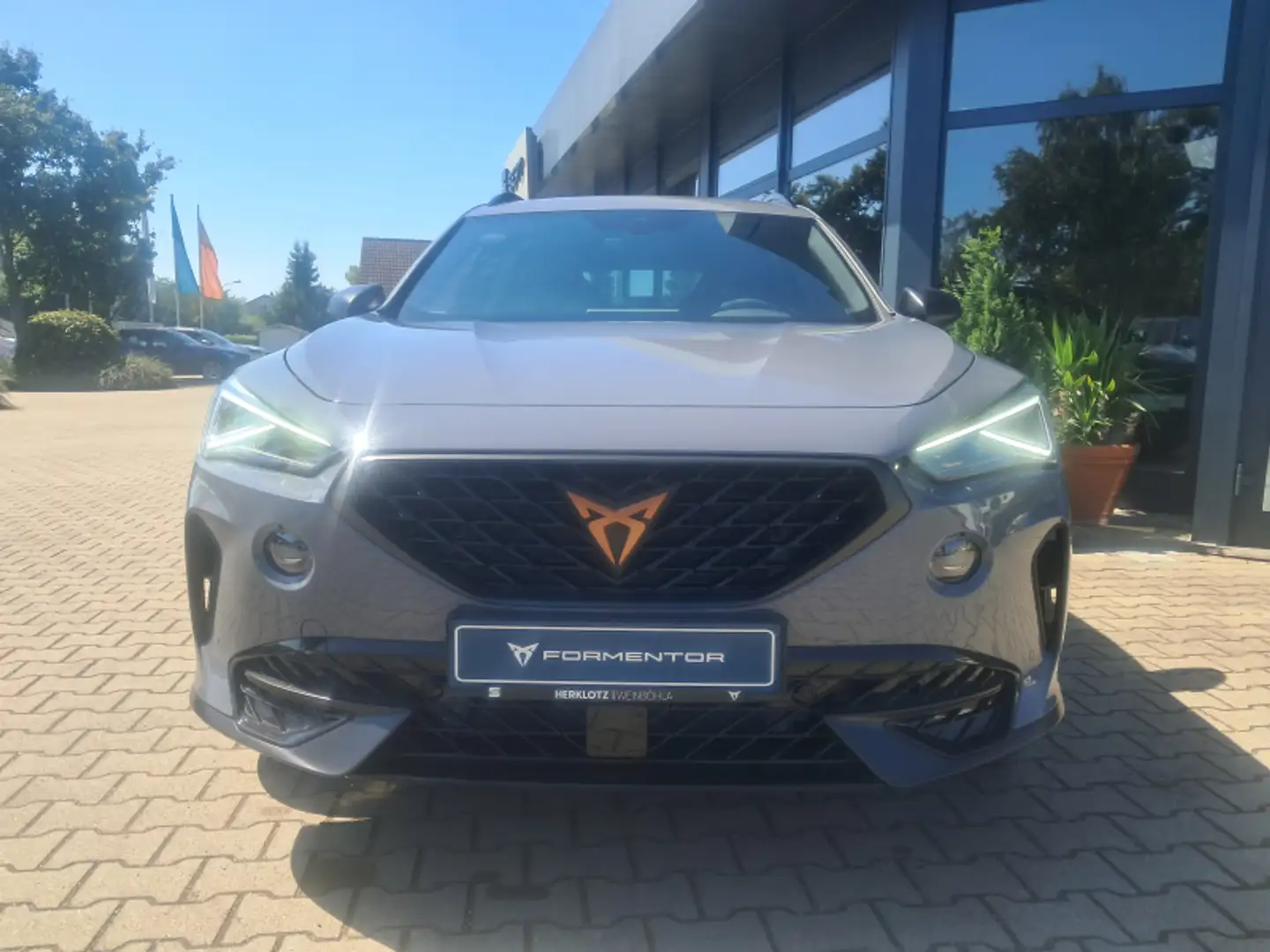 CUPRA Formentor CUPRA Formentor Tribe Edition 1.5 TSI 110 kW (150 Grau - 2