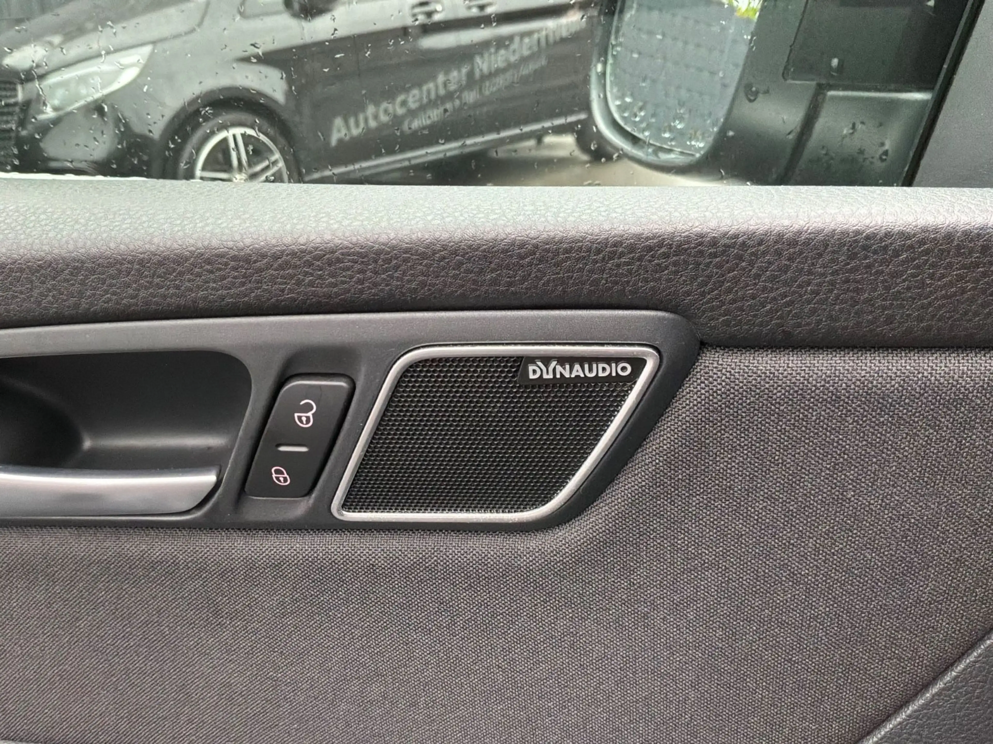 Volkswagen Sharan Comfortline — photo 13