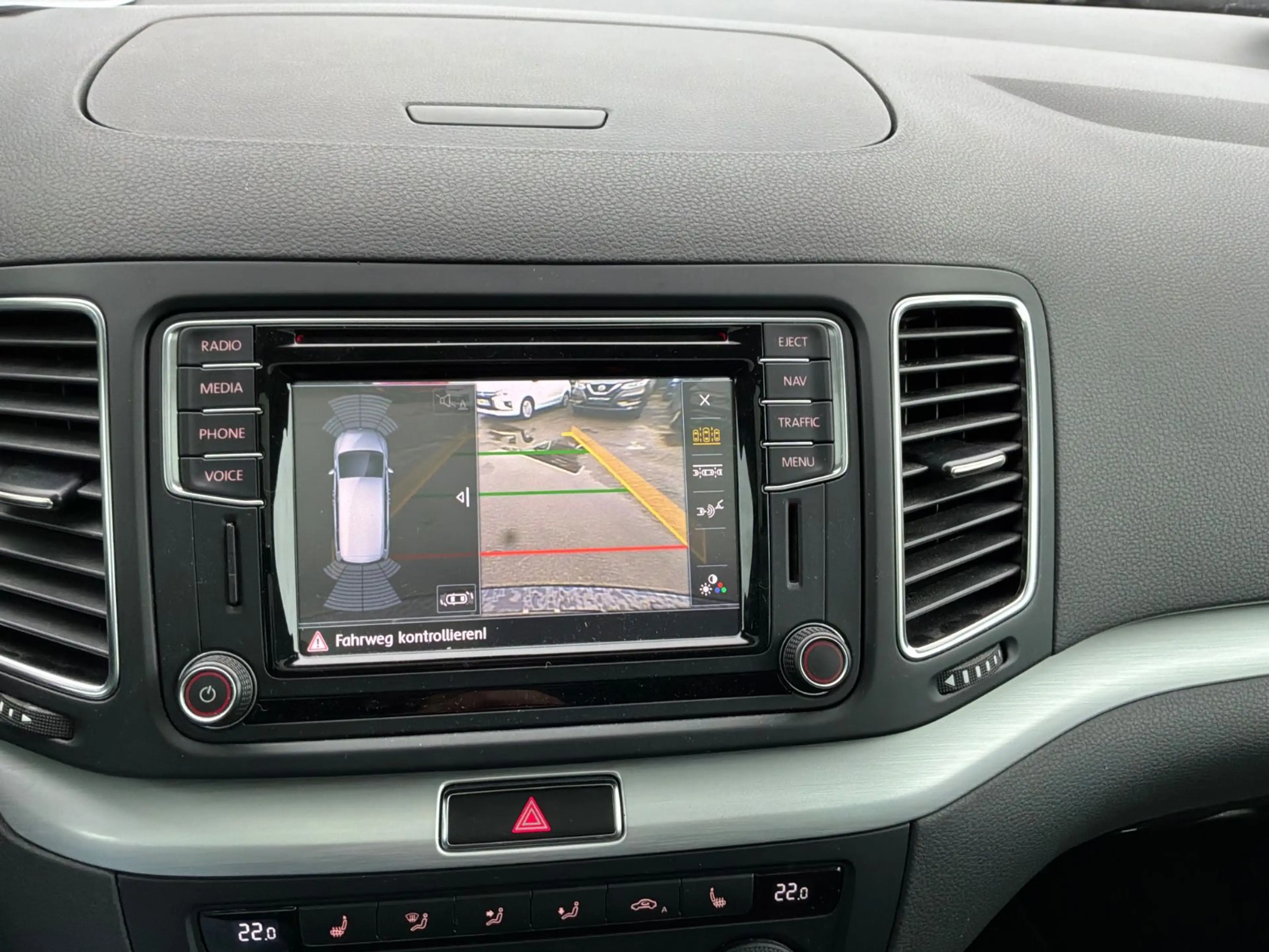 Volkswagen Sharan Comfortline — photo 11