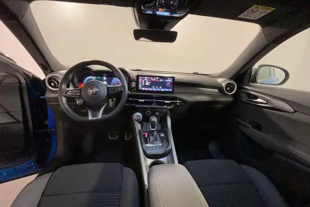 Alfa Romeo Tonale view 10