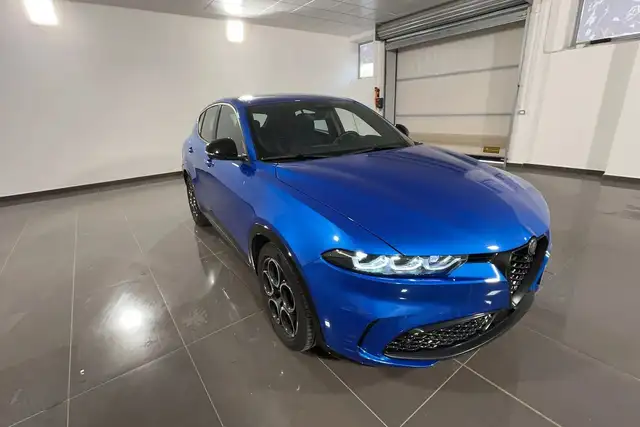 Alfa Romeo Tonale view 3
