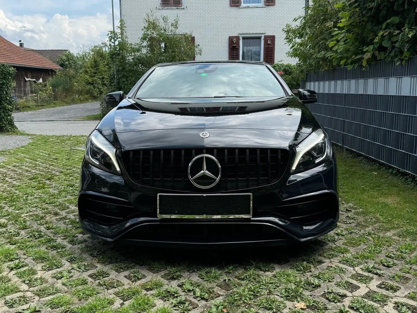 Mercedes-Benz A 45 AMG Mercedes-AMG A 45 4MATIC  Aut. Schwarz - 2