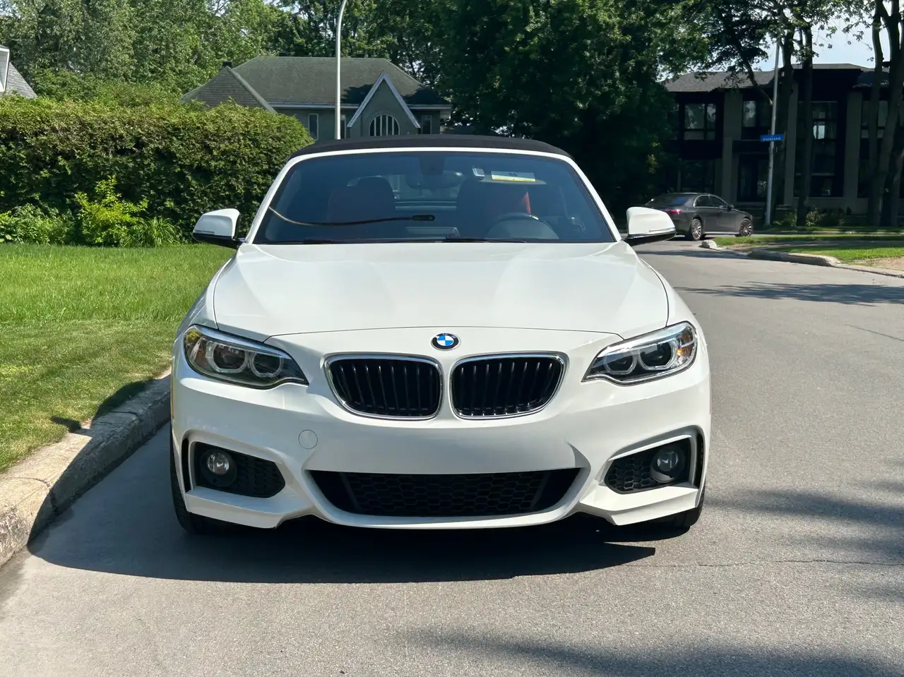 BMW 2 Series photo BMW 2 Series