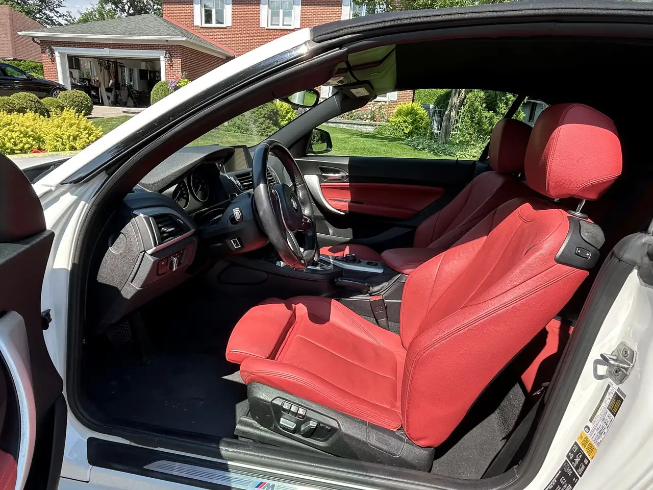 BMW 2 Series photo BMW 2 Series