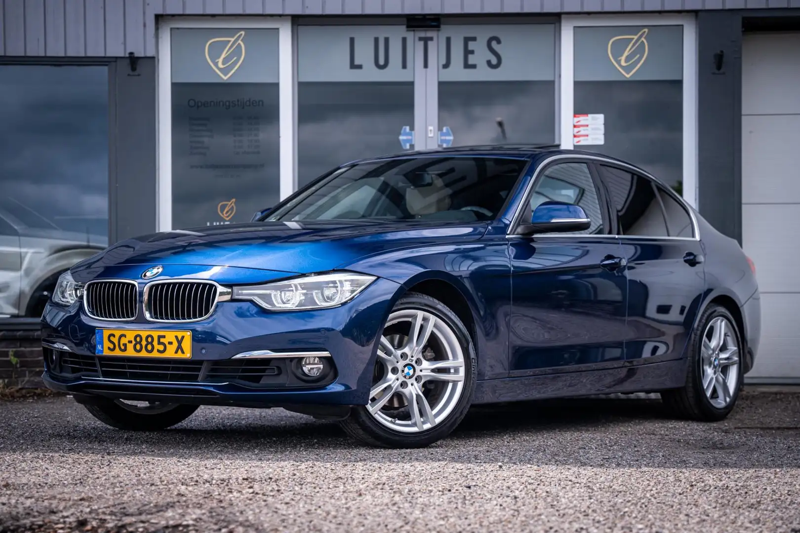 BMW 320 3-serie 320i High Executive I Schuifdak I Leder I Azul - 1