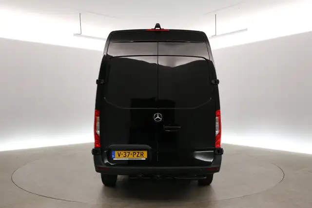 Mercedes-Benz Sprinter view 26