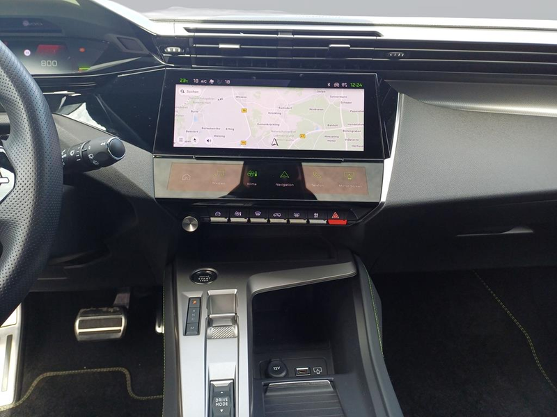Peugeot 308 SW GT BlueHDi 13 — photo 11