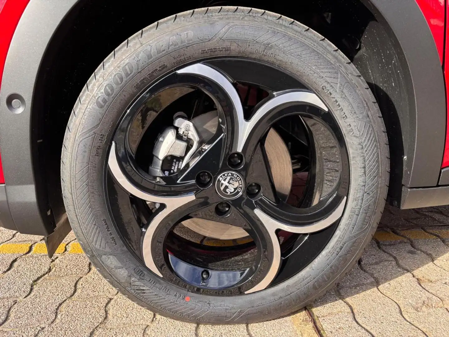 Alfa Romeo Junior 1.2 136 CV Hybrid eDCT6 Speciale Bianco - 2