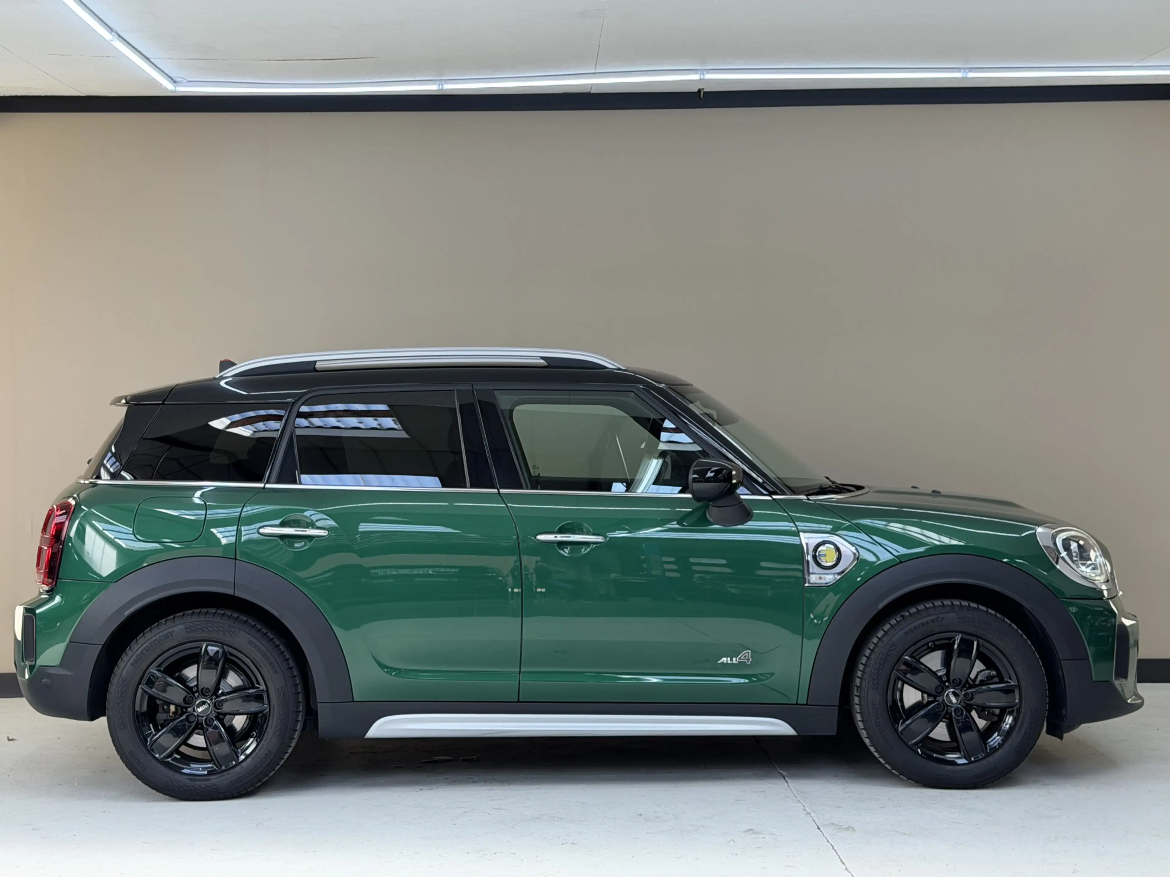 MINI Cooper SE Countryman 1.5 ALL4 Chili, 220Pk, 2020, 2de eigenaar, Apple c — photo 13
