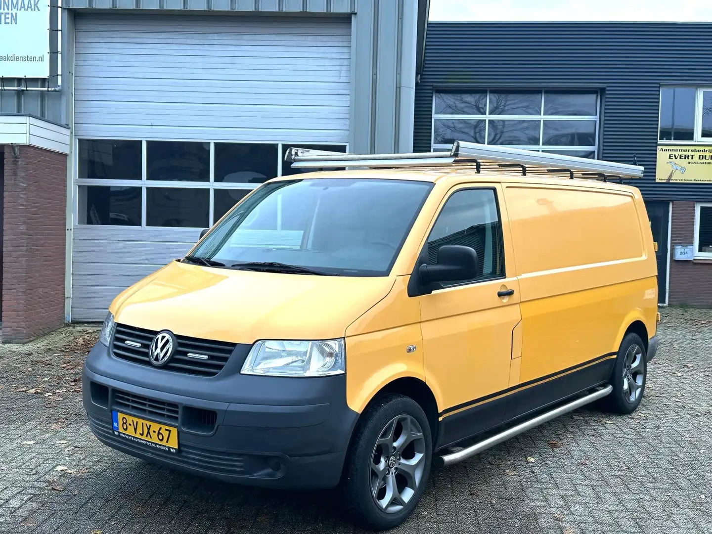 Volkswagen Transporter 2.0 benzine L2H1 Marge Geel - 2