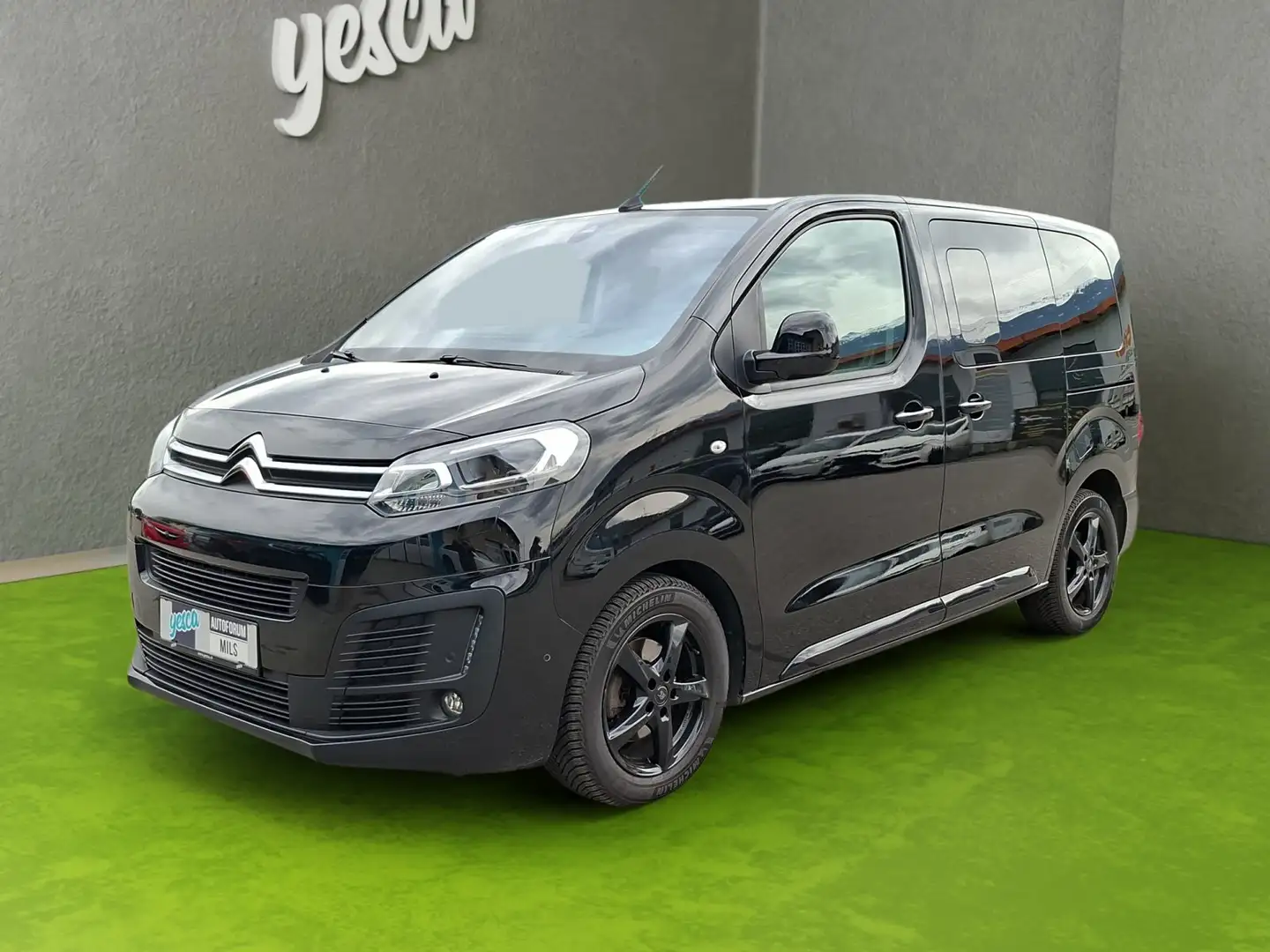Citroen Spacetourer BlueHDI 180 EAT8 XS Shine #Anhängerkupplung Schwarz - 1