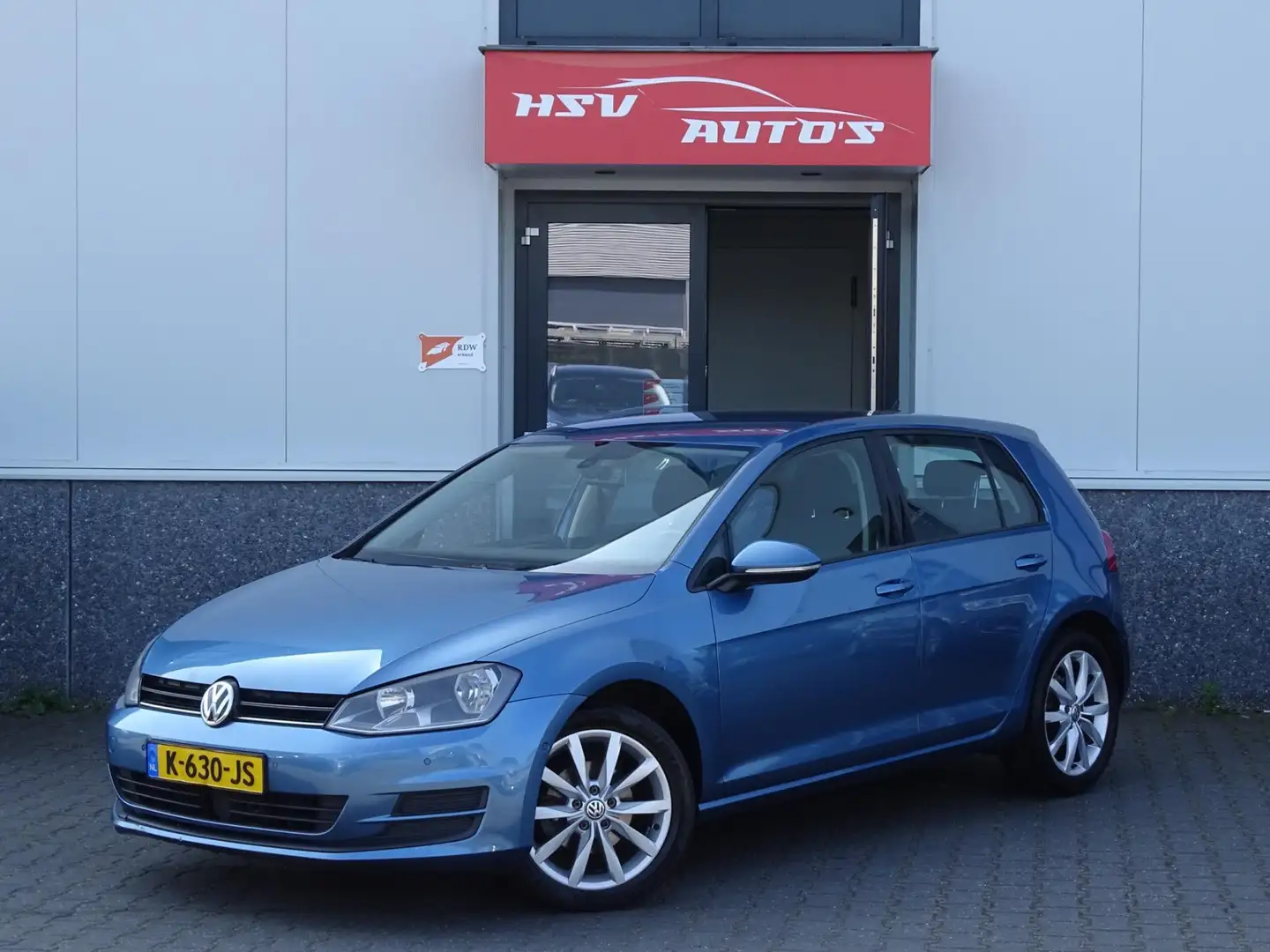 Volkswagen Golf 1.2 TSI Highline navi LM 4-deurs Blauw - 1