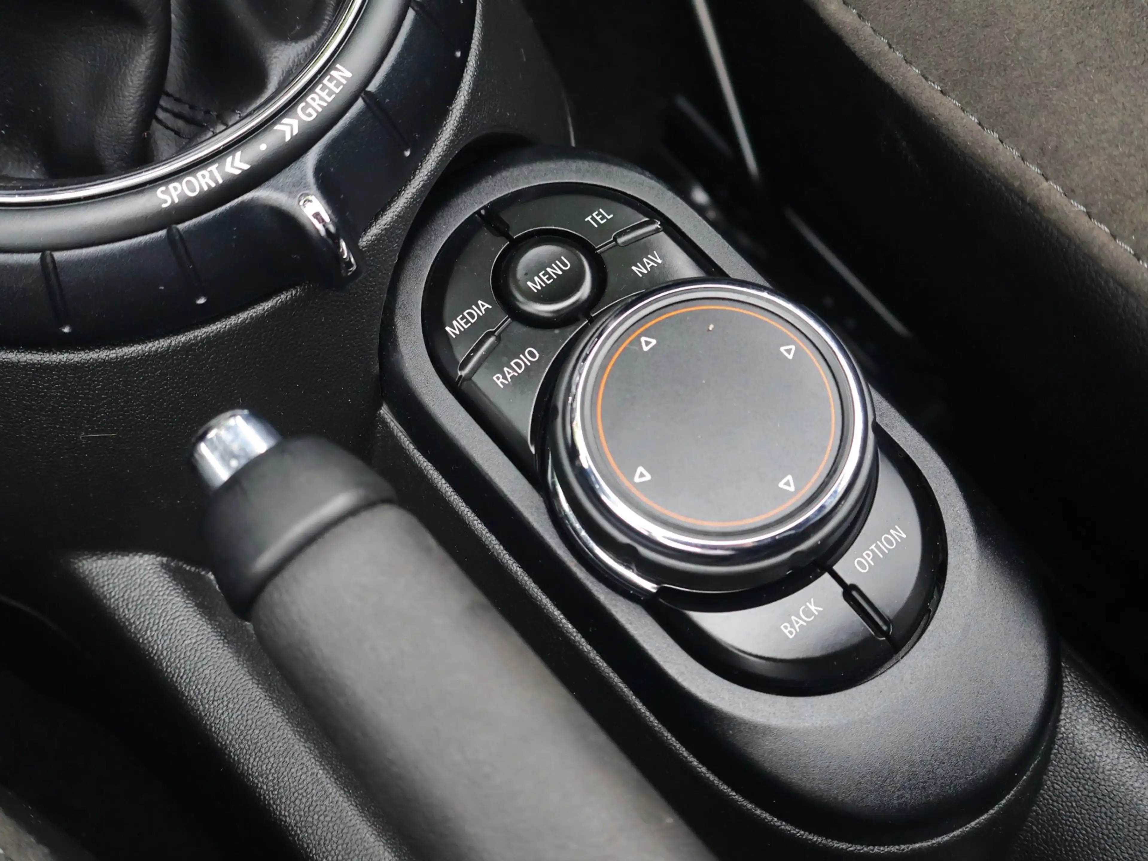 MINI Cooper S Cabrio Mini 2.0 Chili Automaat Harman-Kardon/Navi/18"/Sto — photo 7