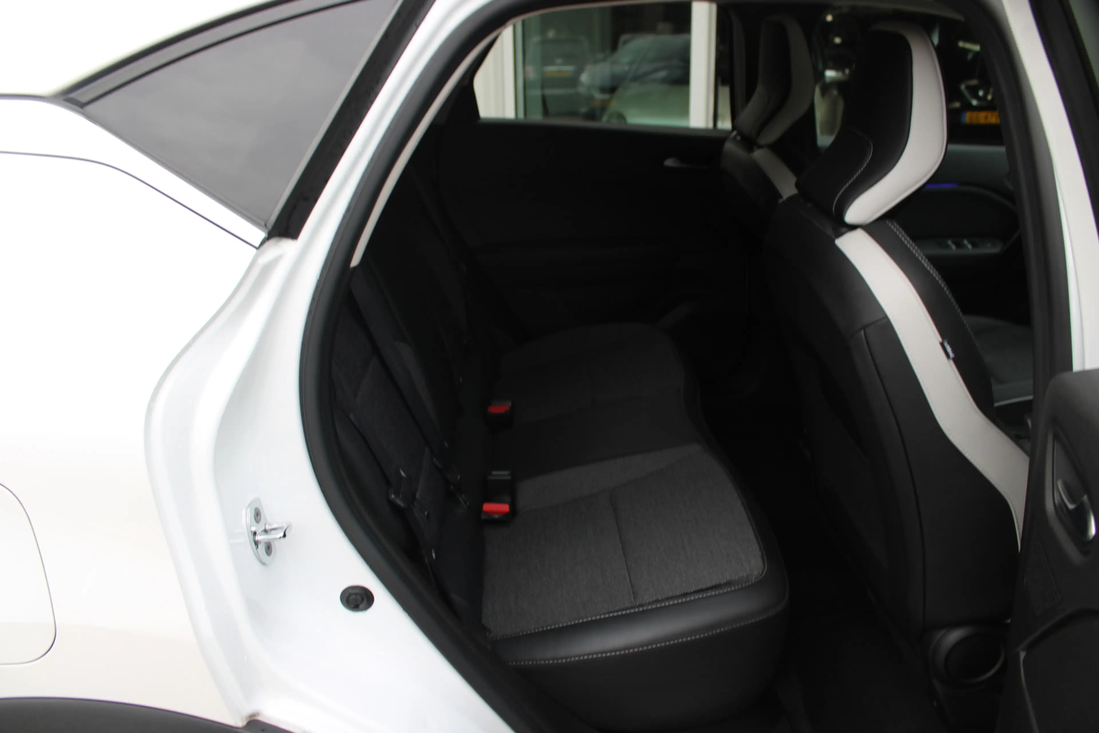 Renault Captur 1.0 TCe 90 Intens//Ecc!! — photo 27