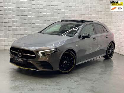 Mercedes-Benz A 200 AMG PANO EDITION ONE CAMERA