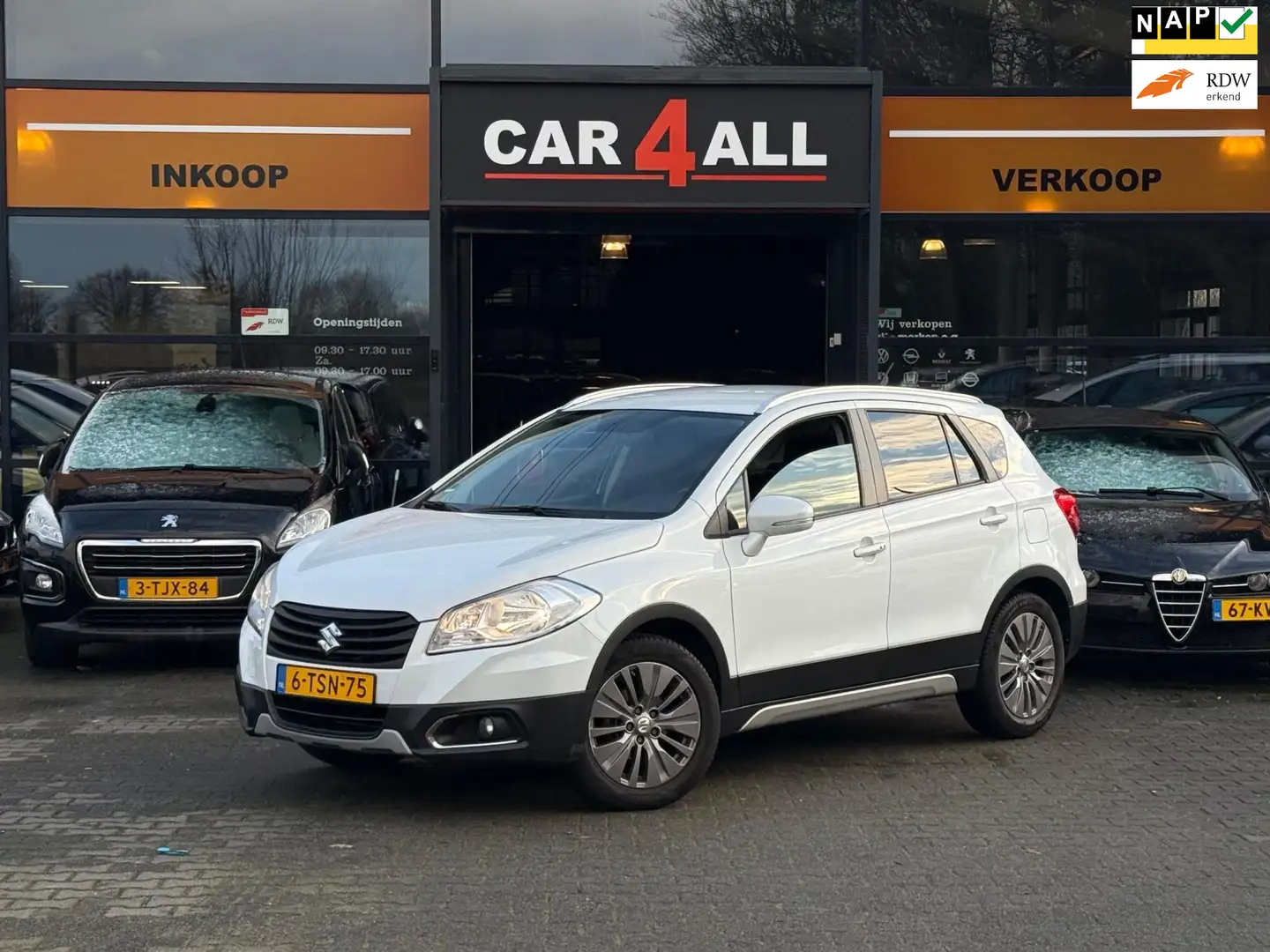 Suzuki SX4 S-Cross 1.6 Exclusive CAMERA/STLVRM/CRUISE/AIRCO/APK 26-08 Wit - 1