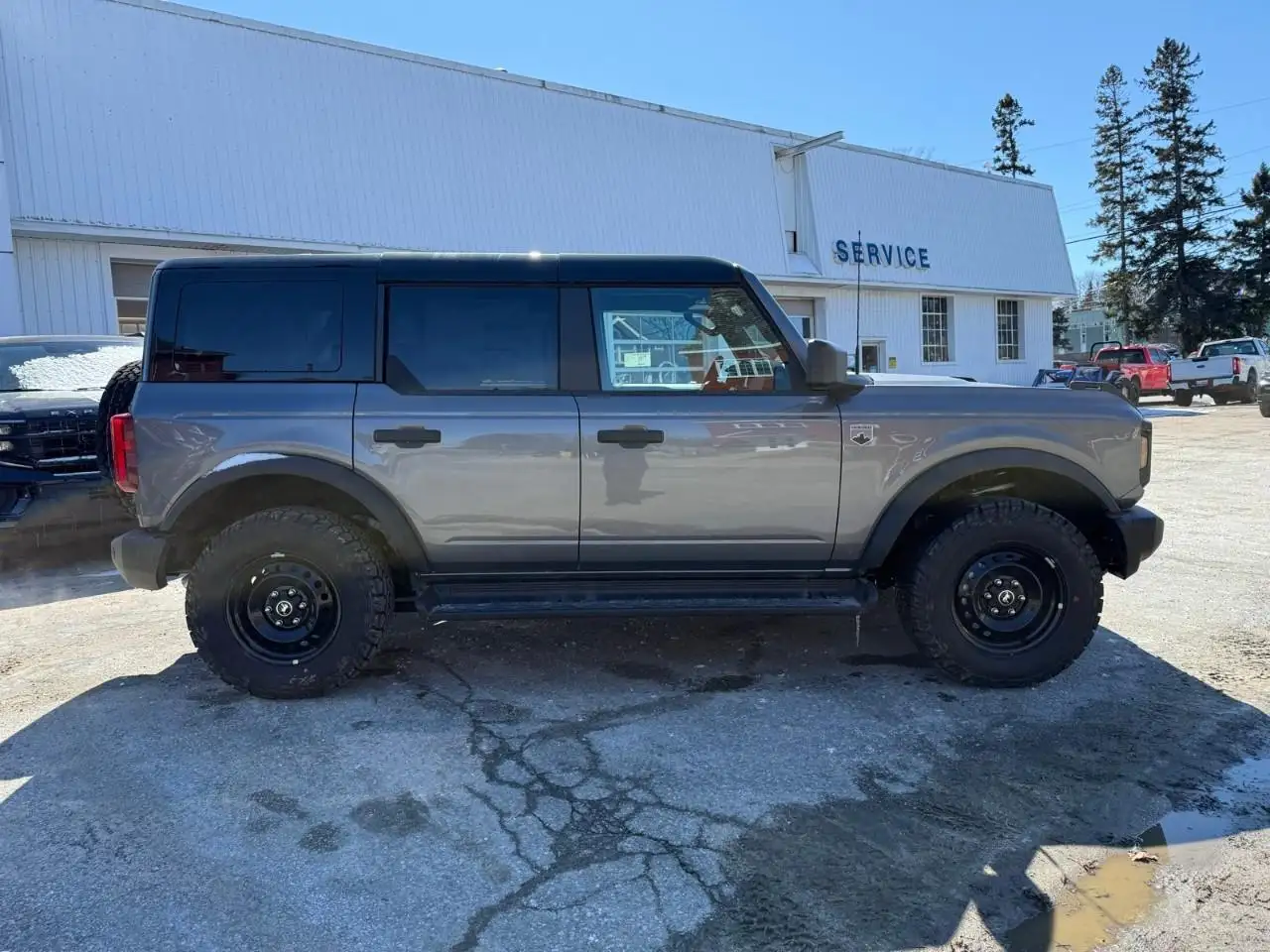 Ford Bronco снимка Ford Bronco